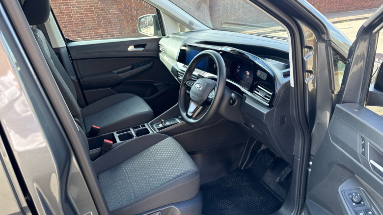 Ford Transit Connect 250 L2 Petrol 1.5 EcoBoost PHEV 150 Limited Van Auto